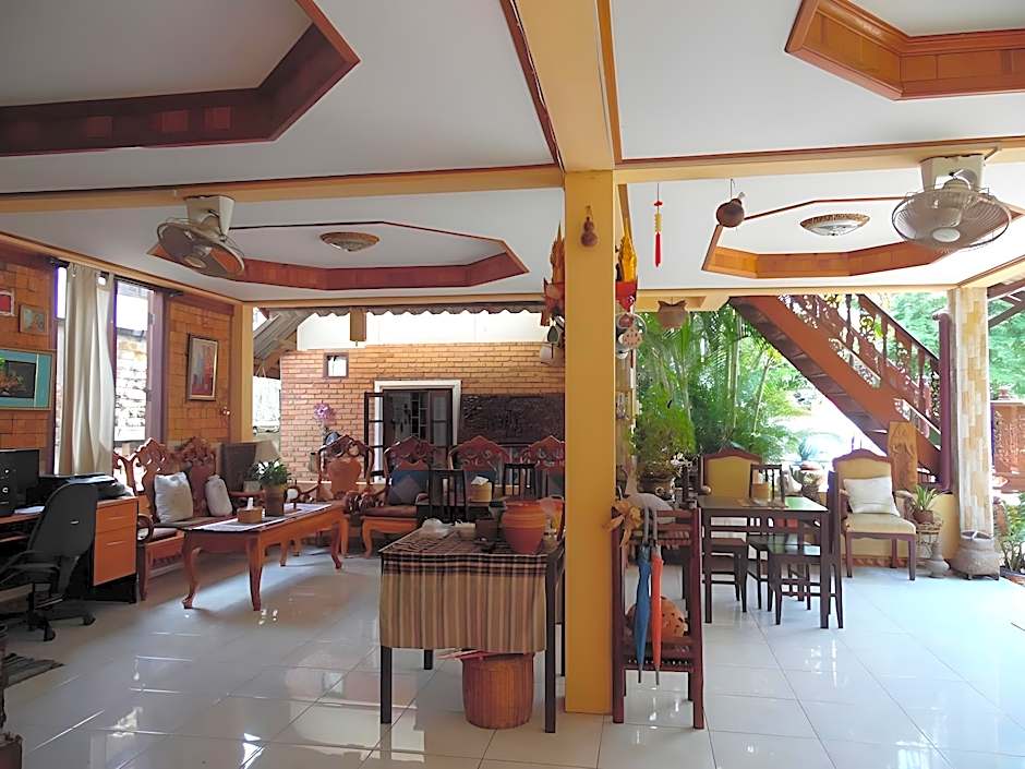 Heuan Lao Guesthouse