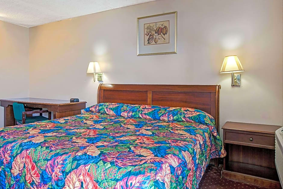 Knights Inn South Hackensasck
