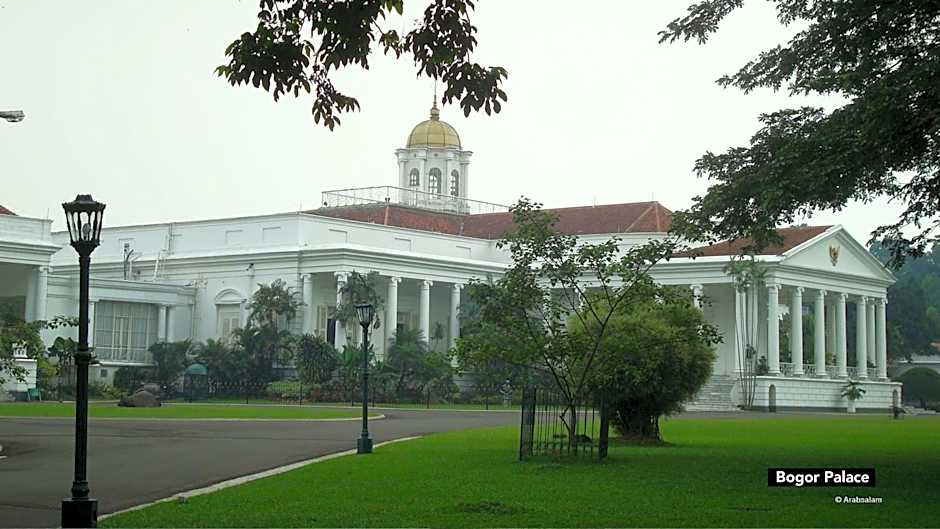 Skyview Sentul Tower Apartments