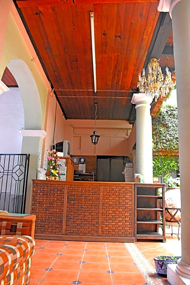 Hotel San Luis