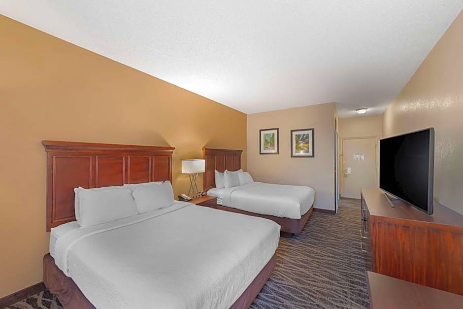Best Western Plus Russellville Hotel and Suites