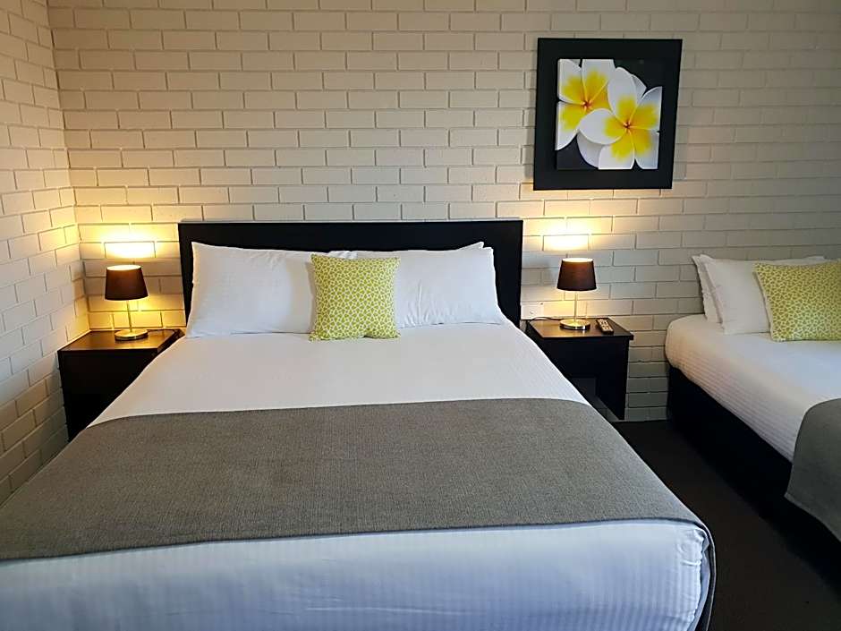 Crystal Fountain Motel