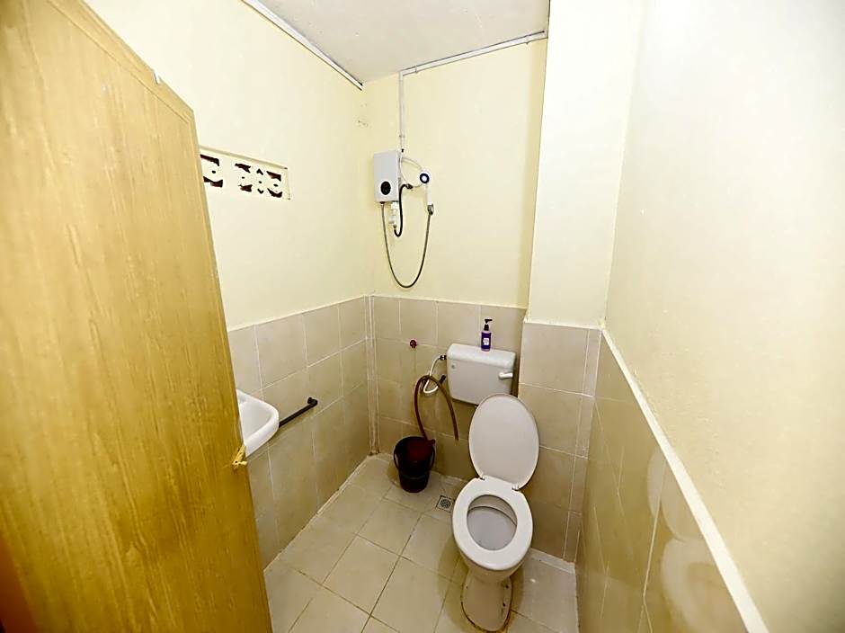 OYO 90209 Bayu Chalet