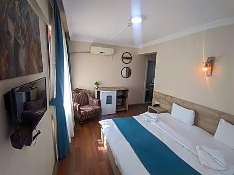 Deluxe Double Room with Sea View