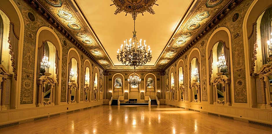 HOTEL DU PONT