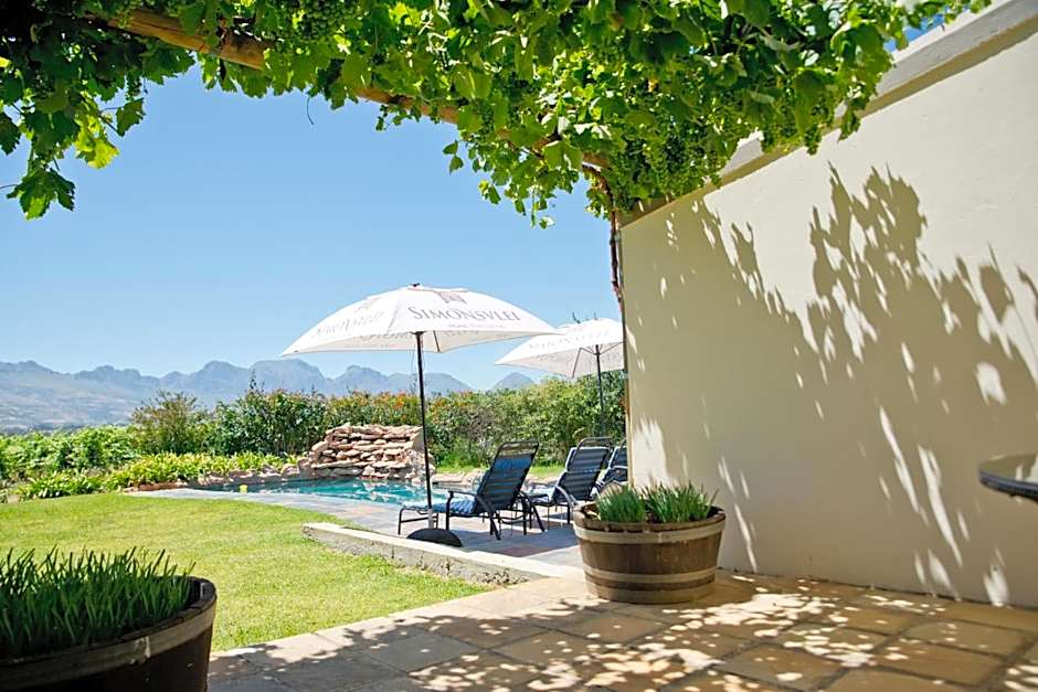 Cana Vineyard Guesthouse