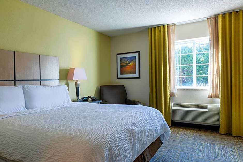 Candlewood Suites Colonial Heights - Fort Lee By IHG