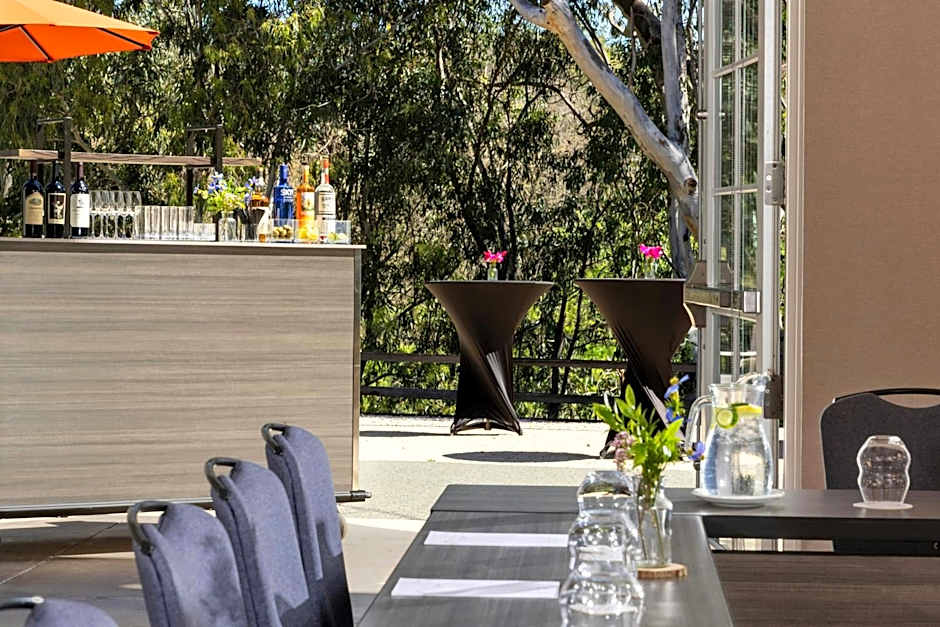 River Terrace Inn