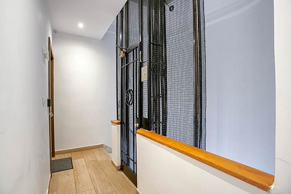 Elia Kolonaki Luxury Apartments