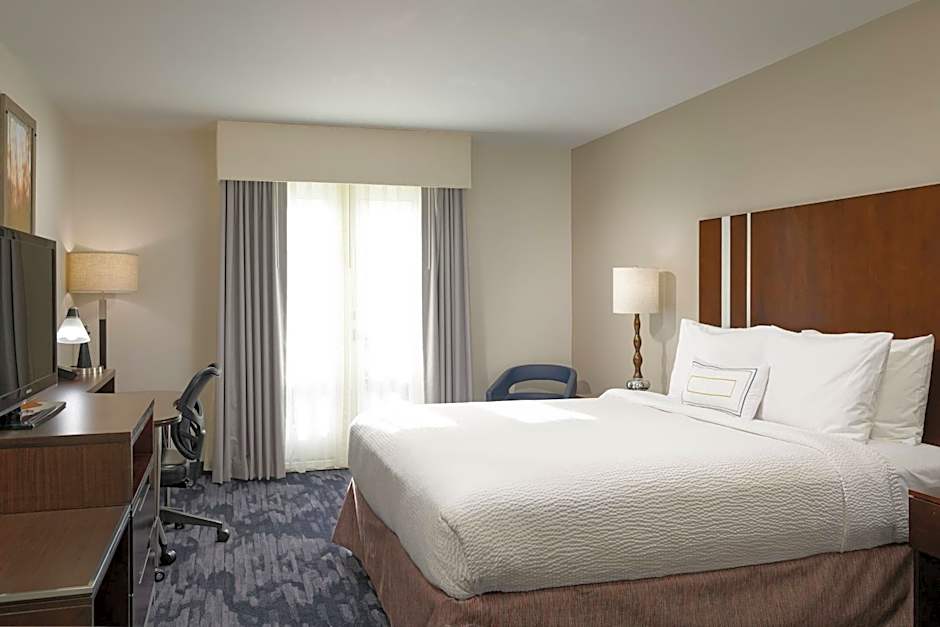 Fairfield Inn & Suites by Marriott San Diego Old Town