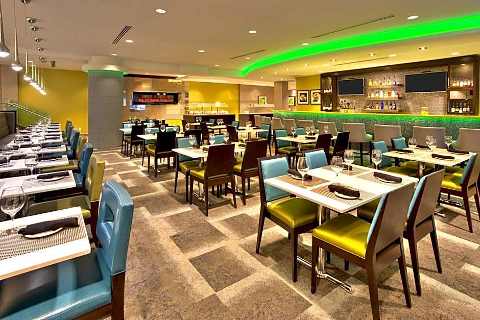 Crowne Plaza Kitchener-Waterloo By IHG