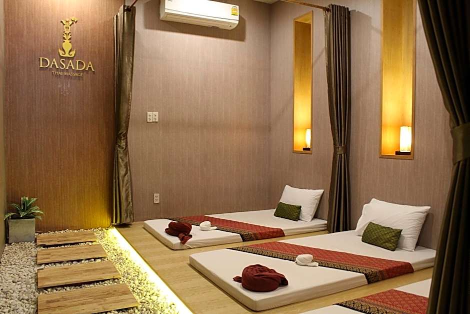 Phrae Nakara Hotel