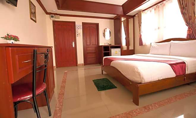 Bluebird Inn Pattaya