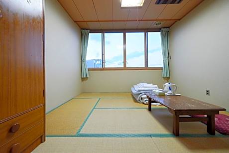 Japanese-Style Twin Room