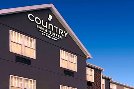 Country Inn & Suites by Radisson, Dubuque, IA