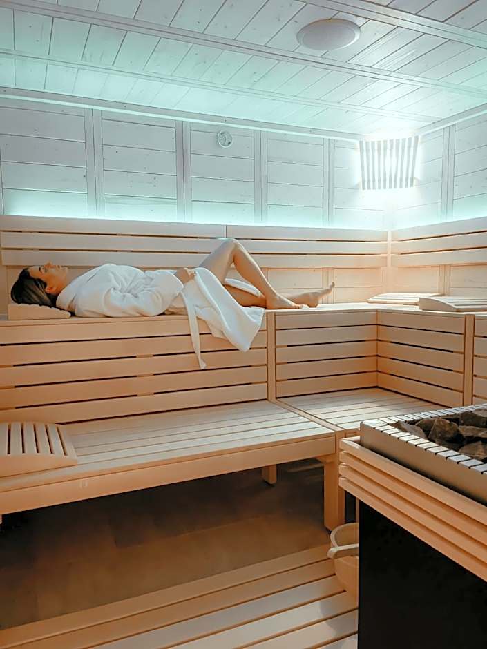 Hotel Fenyõ Conference & Spa