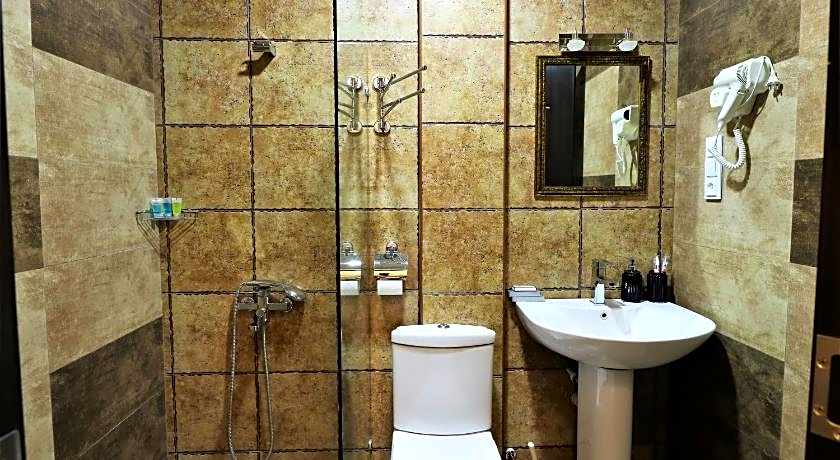 Hotel Liberty Theatre