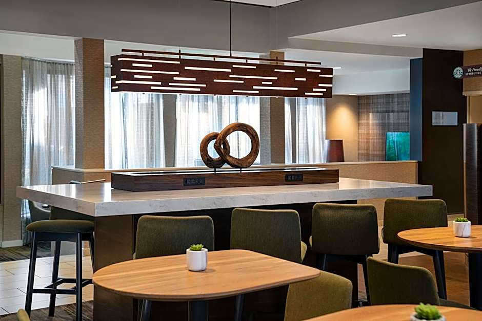 Courtyard by Marriott Las Vegas Convention Center