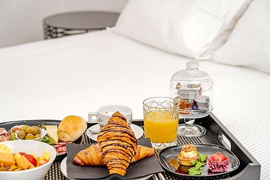 HOTIDAY Olbia Wallure