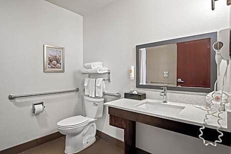 Suite with Two Double Beds - Accessible/Non-Smoking