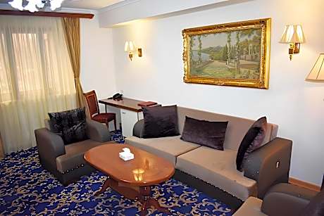 Suite Room