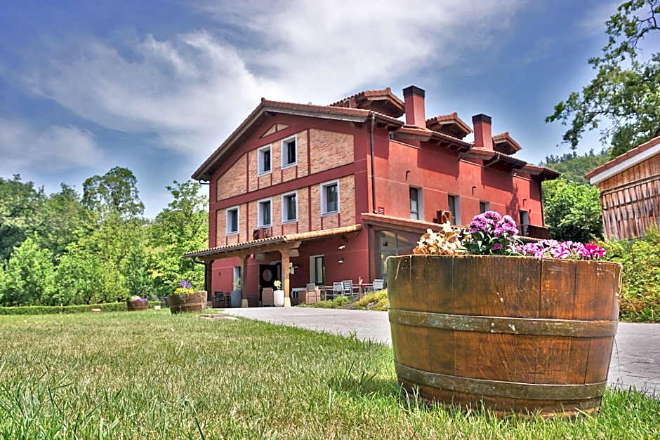 Photo 1 of 50 of Hotel Rural Sagarlore