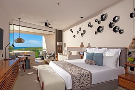 Preferred Club Junior Suite Ocean View King