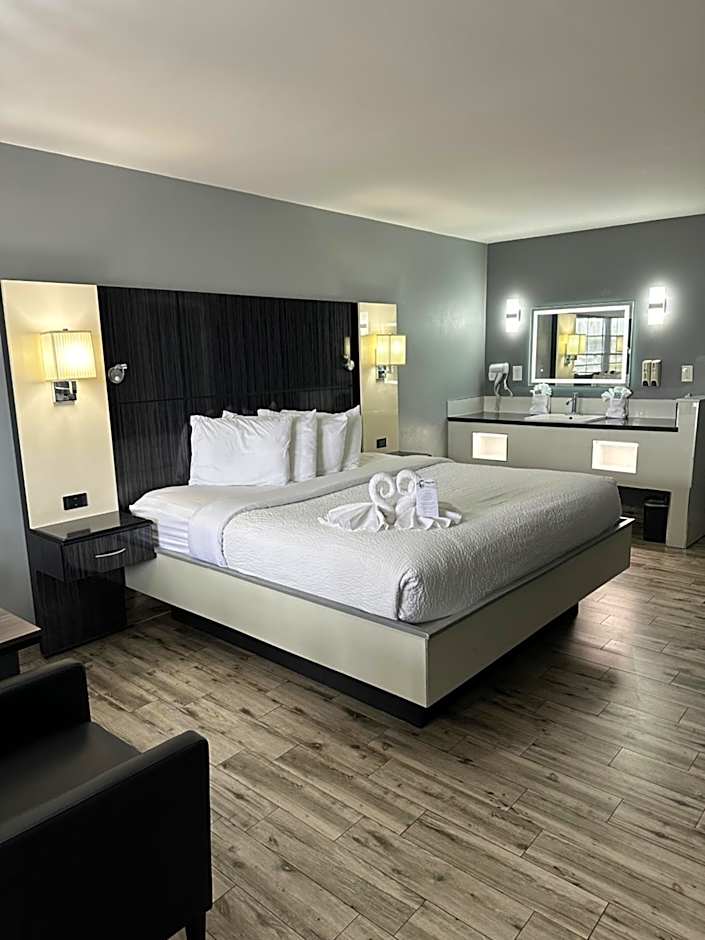 Historic Waterfront Marion Motor Lodge in downtown St Augustine