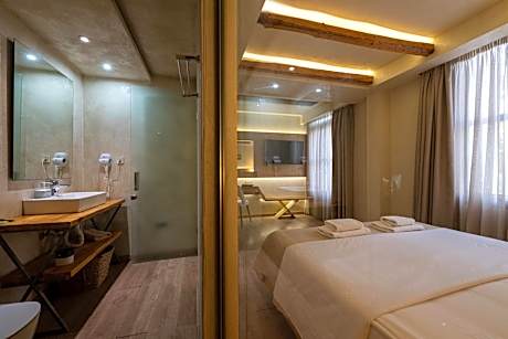 Deluxe Double Room with Balcony