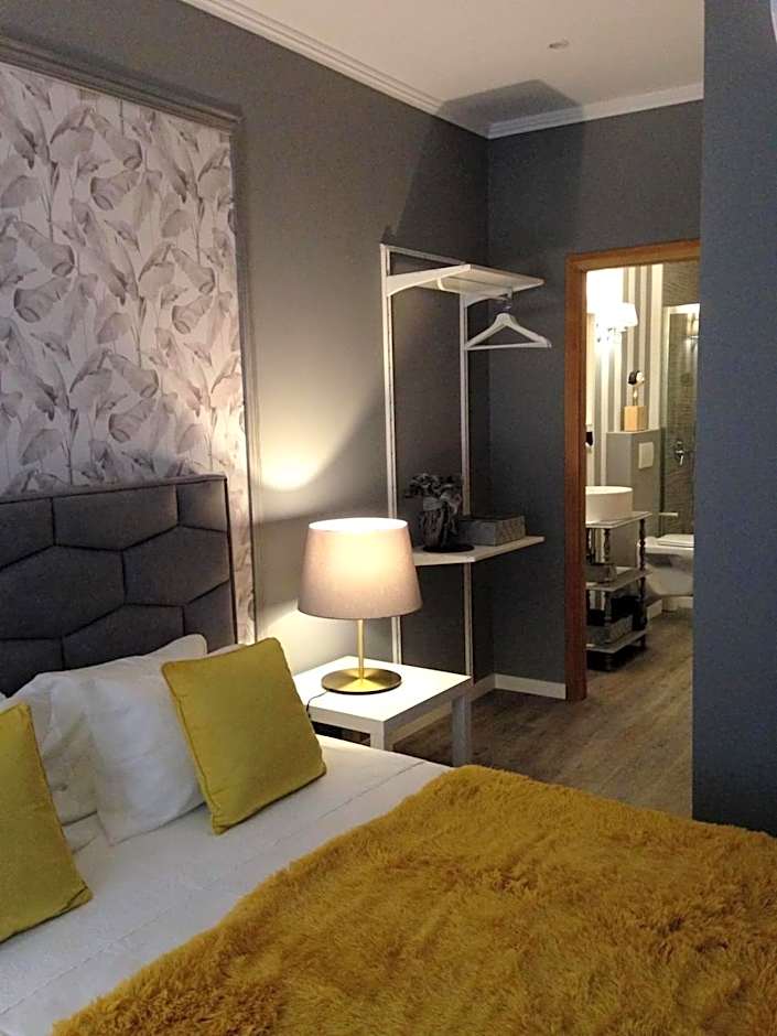 Largo da Rainha, Guesthouse