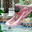 Adventureland Inn