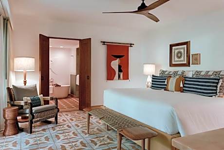 Suite with Garden View