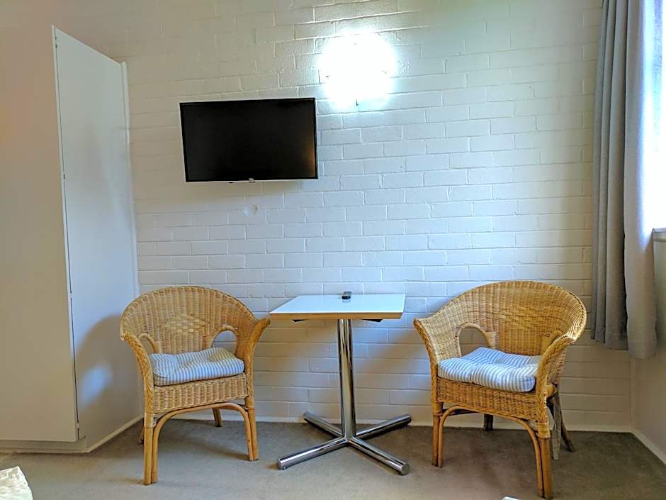 Lake Bolac Motel