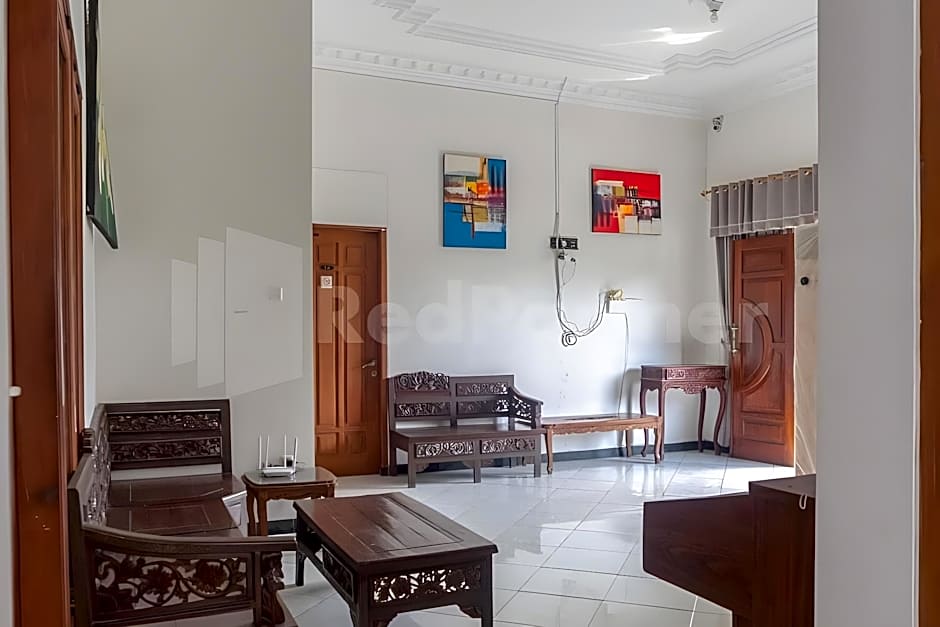 Tjahaja Baroe Syariah Mitra RedDoorz @ Dukuh Kupang