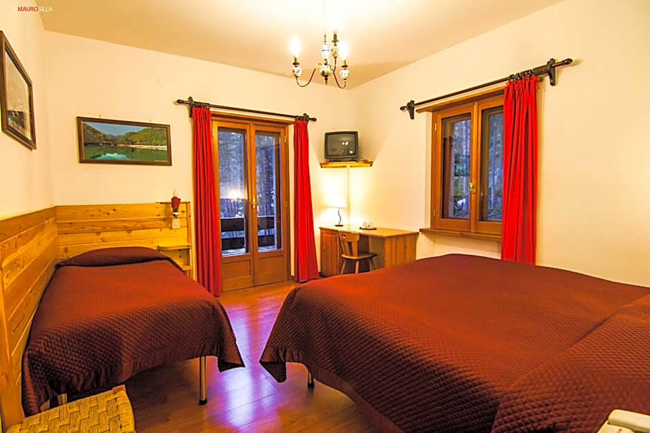 Hotel Garnì Mille Pini