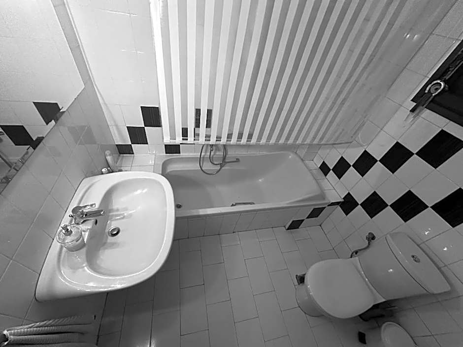 Μεζονέτα στο κύμα