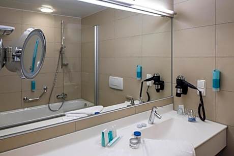 premium room quadruple use