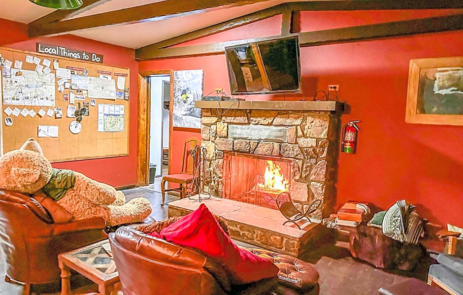 ITH Big Bear Lake Hostel & Retreat Center