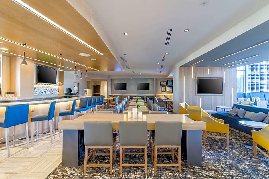 Cambria Hotel Pittsburgh - Downtown