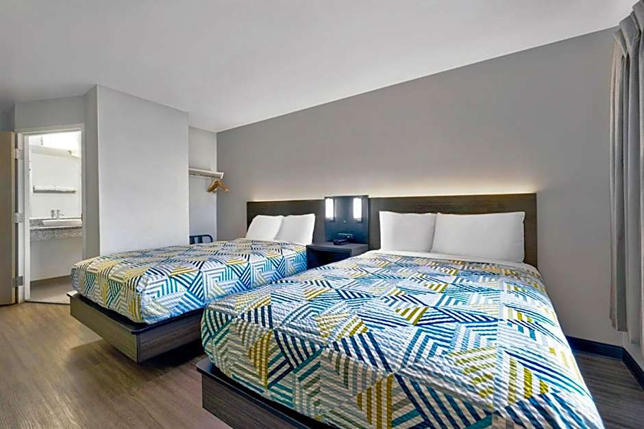 Motel 6-Marble Falls, TX