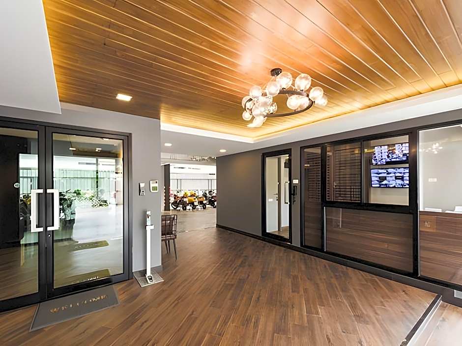 W2 RESIDENCE