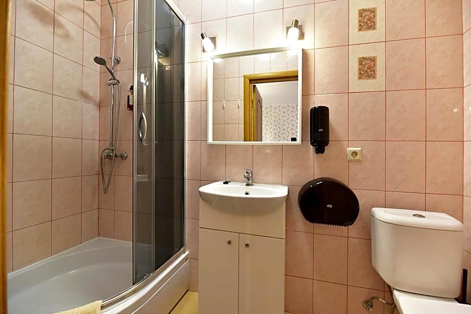 Green Gile Villa in Druskininkai Center