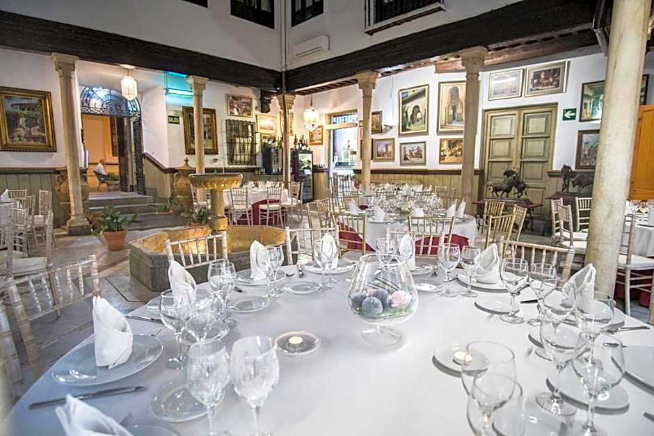 Hotel Casa Del Pilar