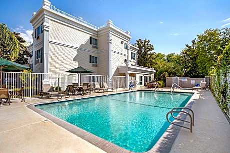 Best Western Clovis Cole