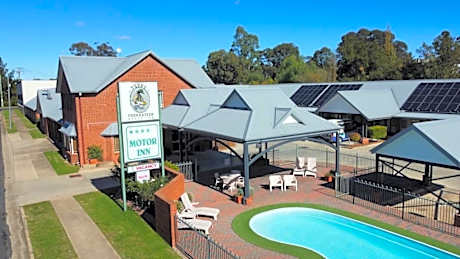 Young Federation Motor Inn And Services Club