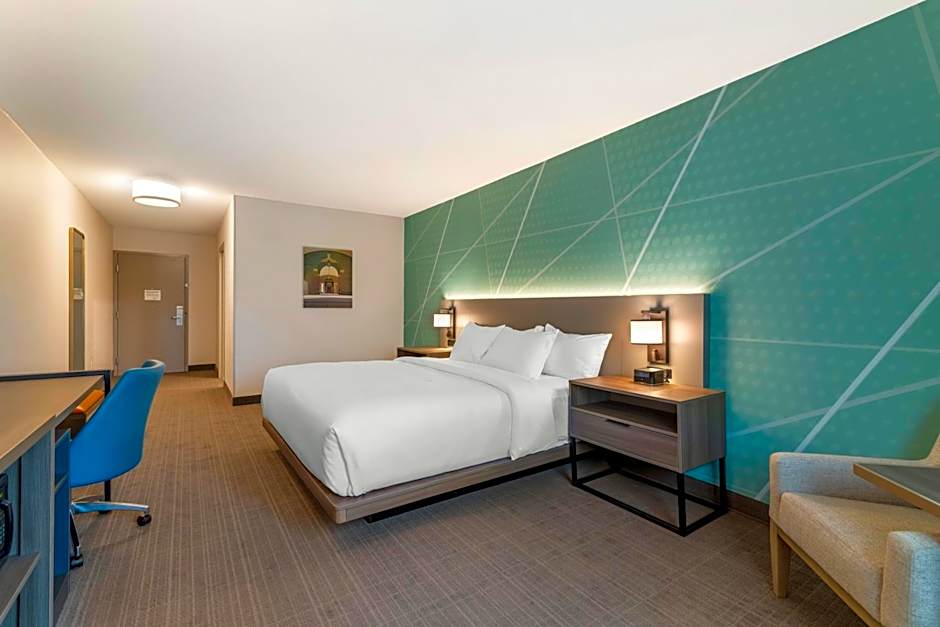 Comfort Inn & Suites Saratoga Springs