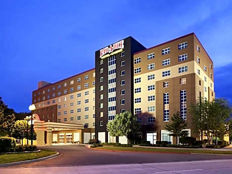 Par-A-Dice Hotel Casino