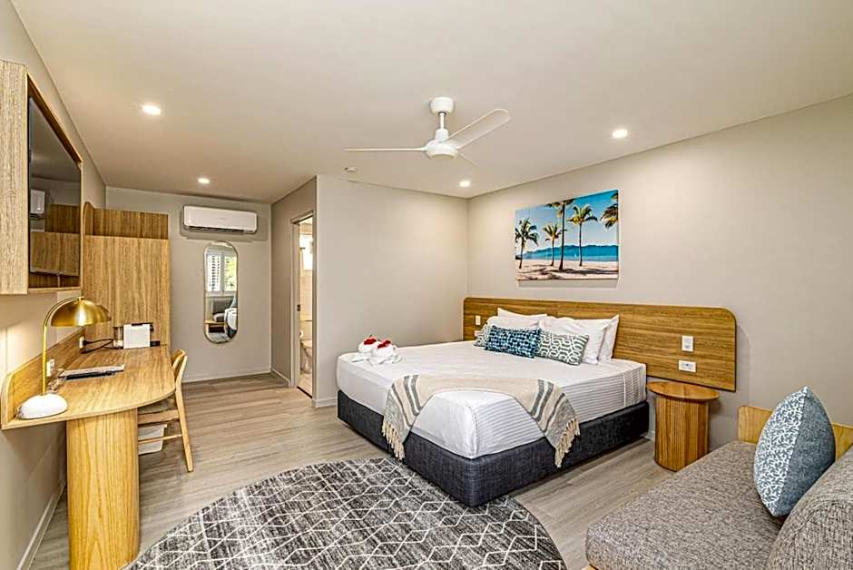 Photo 1 of 5 of Superior 1 King Bed