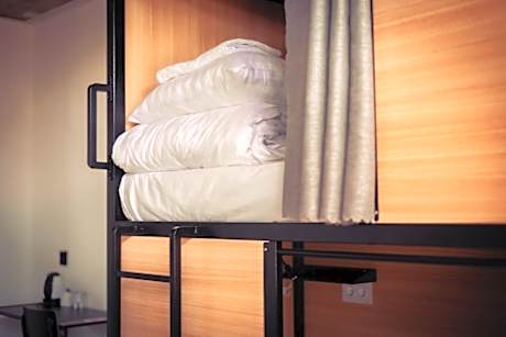 Bed in 6-Bed Mixed Dormitory Room