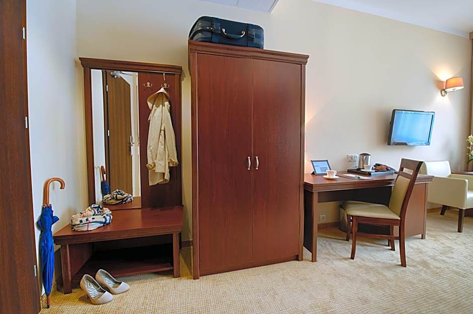 Hotel Trzebnica
